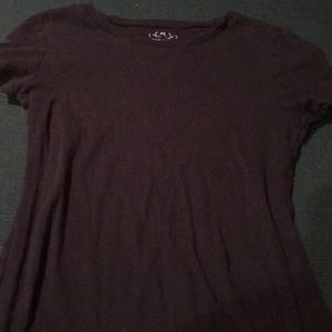 black old navy tee